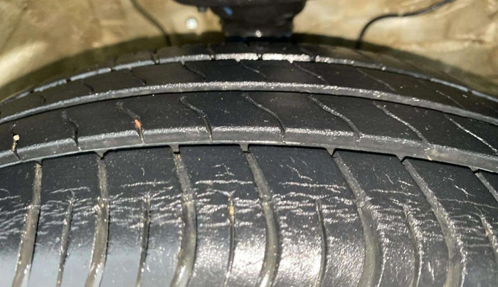 2020 Maruti S PRESSO VXI PLUS AMT, Petrol, Automatic, 30,657 km, Right Front Tyre Tread