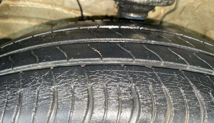 2020 Maruti S PRESSO VXI PLUS AMT, Petrol, Automatic, 30,657 km, Left Front Tyre Tread