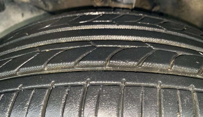 2013 Honda Amaze 1.2L I-VTEC VX, Petrol, Manual, 50,046 km, Left Front Tyre Tread
