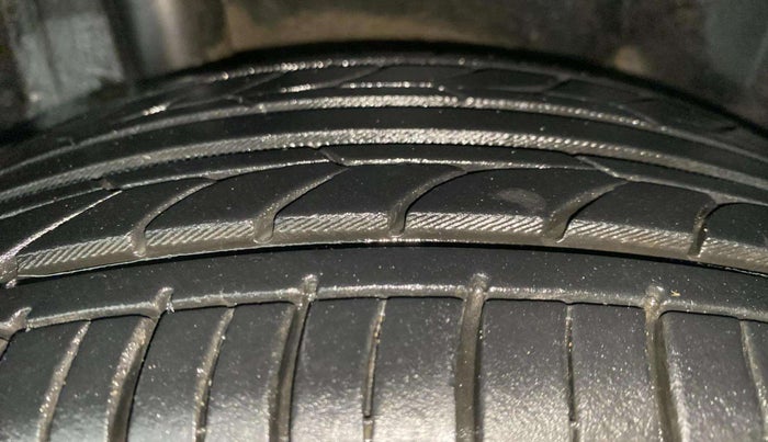 2013 Honda Amaze 1.2L I-VTEC VX, Petrol, Manual, 50,046 km, Right Rear Tyre Tread