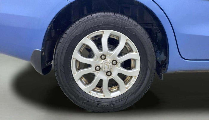 2013 Honda Amaze 1.2L I-VTEC VX, Petrol, Manual, 50,046 km, Right Rear Wheel