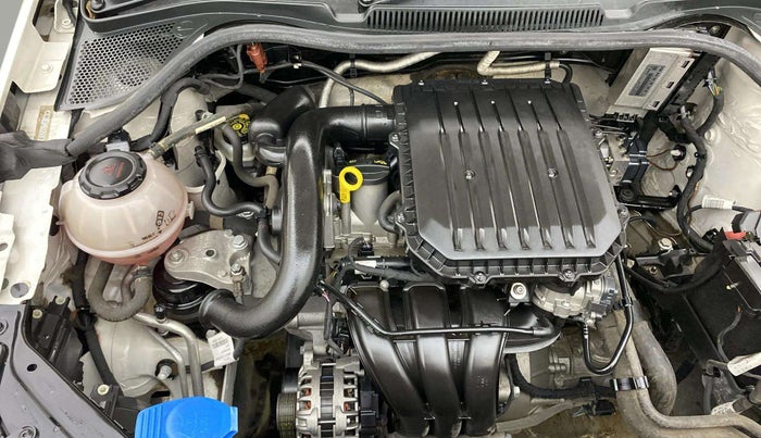 2019 Volkswagen Polo COMFORTLINE 1.0L MPI, Petrol, Manual, 41,155 km, Engine View - Right