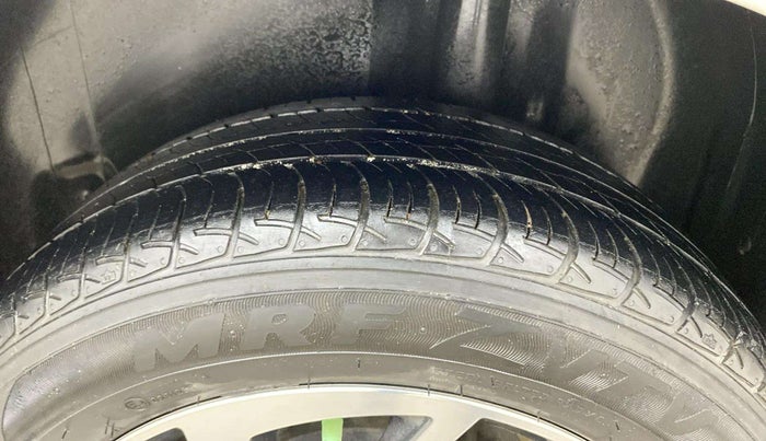 2019 Volkswagen Polo COMFORTLINE 1.0L MPI, Petrol, Manual, 41,155 km, Left Rear Tyre Tread