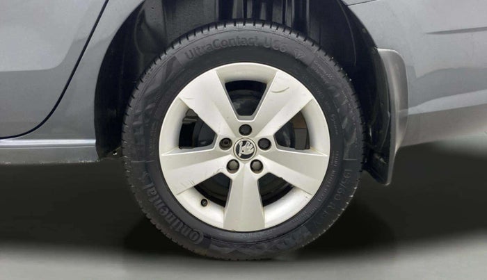 2018 Skoda Rapid AMBITION 1.6 MPI AT, Petrol, Automatic, 75,115 km, Left Rear Wheel
