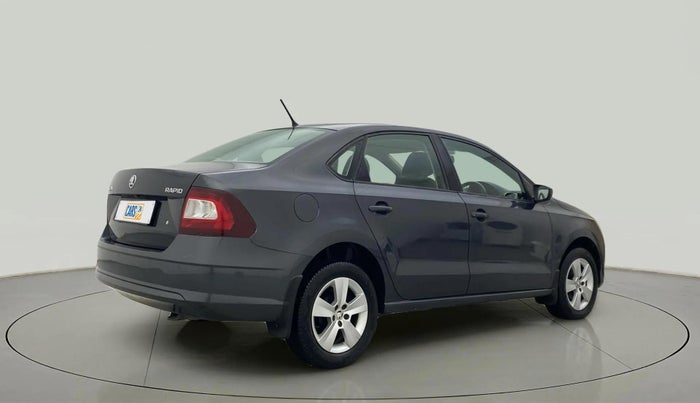 2018 Skoda Rapid AMBITION 1.6 MPI AT, Petrol, Automatic, 75,115 km, Right Back Diagonal