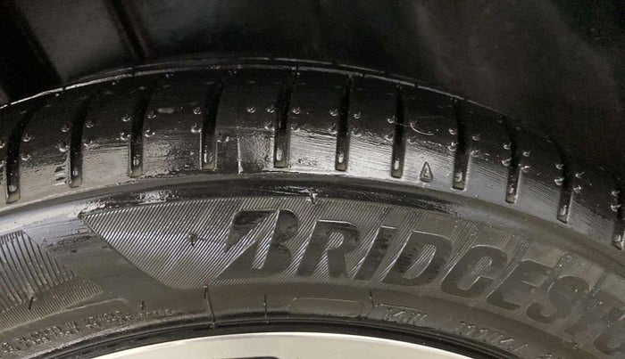 2018 Maruti Ciaz ALPHA 1.5 SHVS PETROL, Petrol, Manual, 41,307 km, Right Rear Tyre Tread