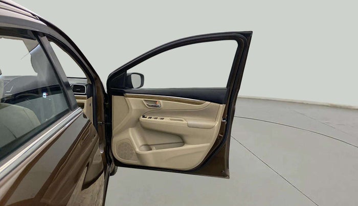 2018 Maruti Ciaz ALPHA 1.5 SHVS PETROL, Petrol, Manual, 41,307 km, RHS Front Door