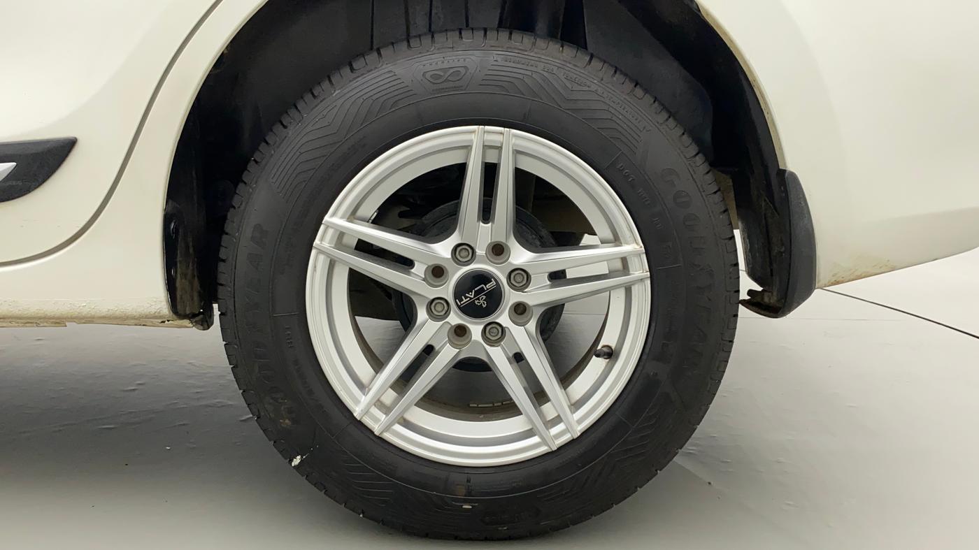 2020 Maruti Dzire VXI AMT, Petrol, Automatic, 70,510 km, Left Rear Wheel