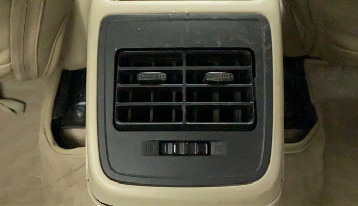 2020 Maruti Dzire VXI AMT, Petrol, Automatic, 70,510 km, Rear AC Vents