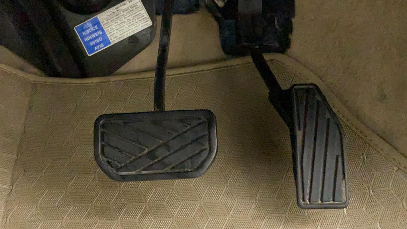 2020 Maruti Dzire VXI AMT, Petrol, Automatic, 70,510 km, Pedals