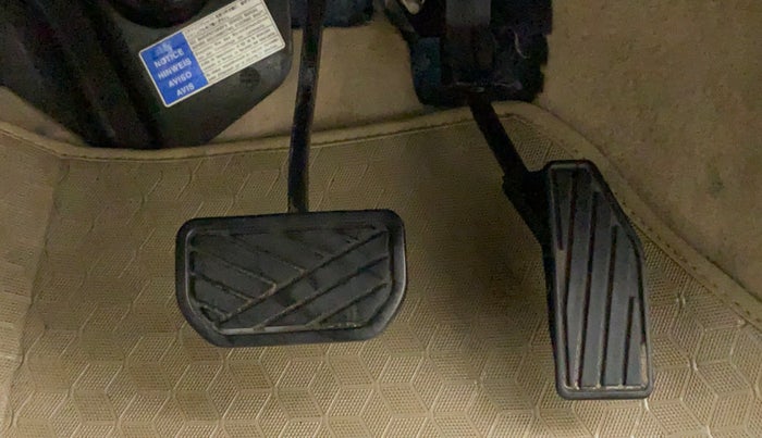 2020 Maruti Dzire VXI AMT, Petrol, Automatic, 70,510 km, Pedals