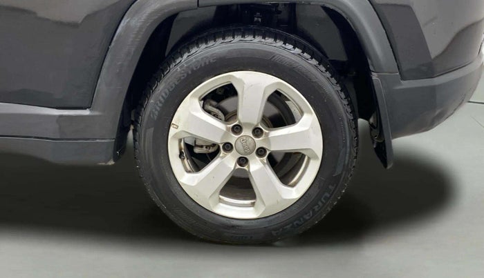 2017 Jeep Compass LIMITED 1.4 PETROL AT, Petrol, Automatic, 33,909 km, Left Rear Wheel