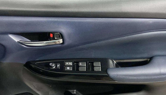 2023 Maruti Baleno ZETA 1.2 AGS, Petrol, Automatic, 2,217 km, Driver Side Door Panels Control