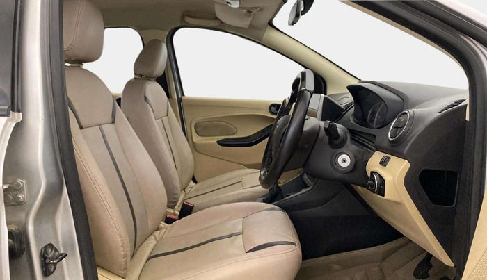 2017 Ford Figo Aspire TITANIUM 1.2 PETROL, CNG, Manual, 74,826 km, Right Side Front Door Cabin