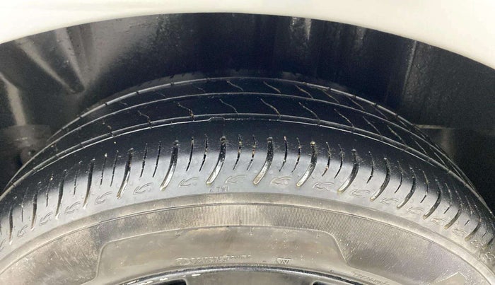 2021 Skoda Rapid AMBITION AT TSI, Petrol, Automatic, 61,559 km, Left Rear Tyre Tread