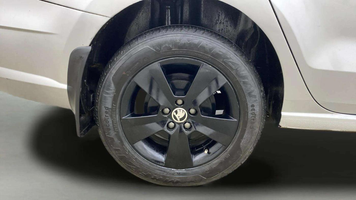 2021 Skoda Rapid AMBITION AT TSI, Petrol, Automatic, 62,194 km, Right Rear Wheel