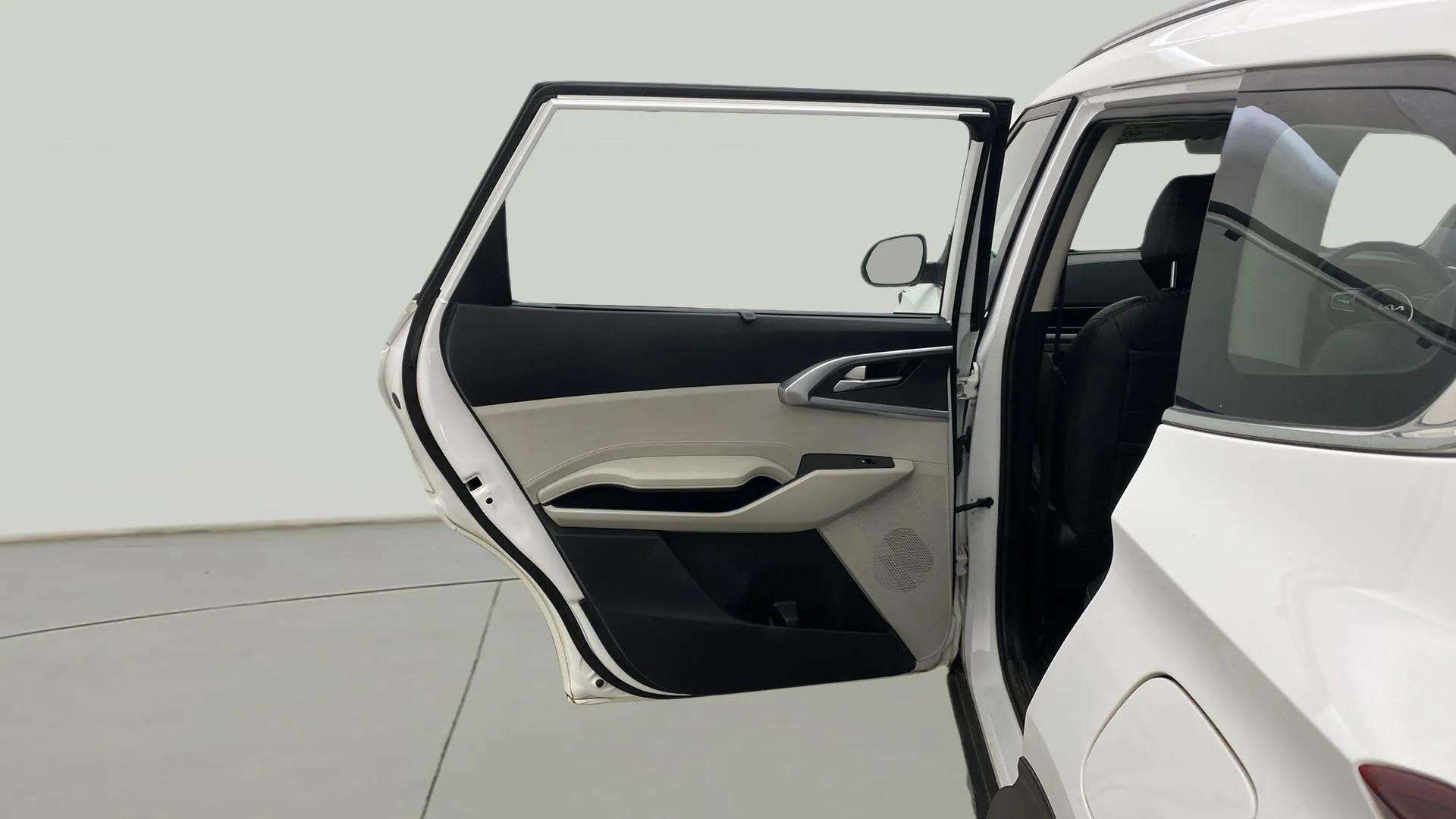 LHS-Rear-Door-Open