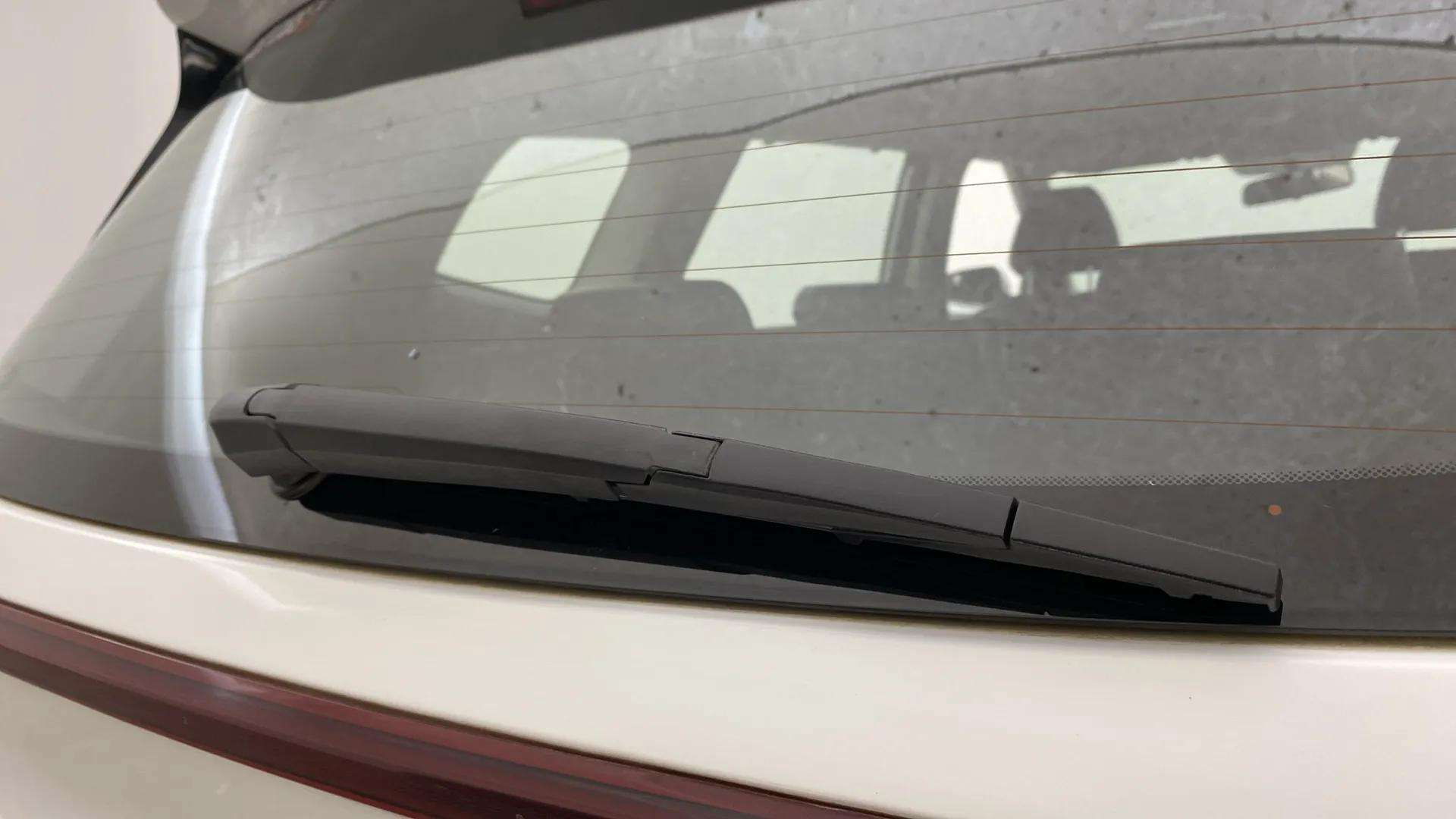 Rear-windshield-wiper-blade-24