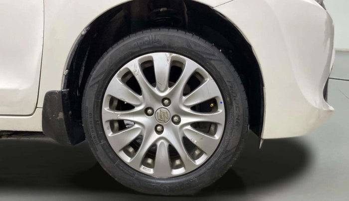 2017 Maruti Baleno ALPHA PETROL 1.2, Petrol, Manual, 52,158 km, Right Front Wheel