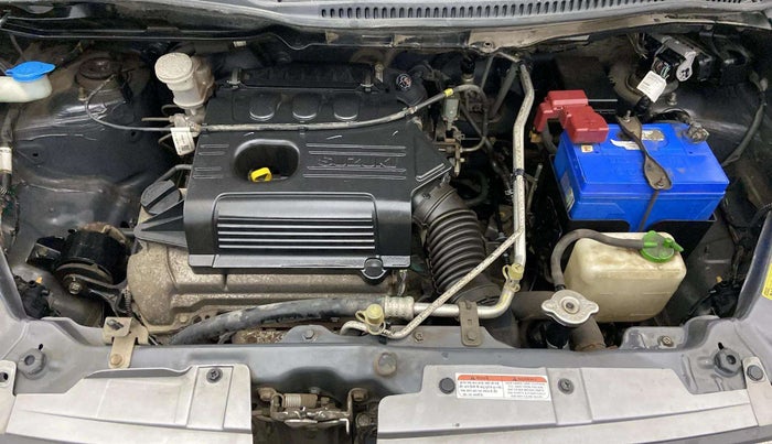 2014 Maruti Wagon R 1.0 VXI, Petrol, Manual, 31,981 km, Engine View