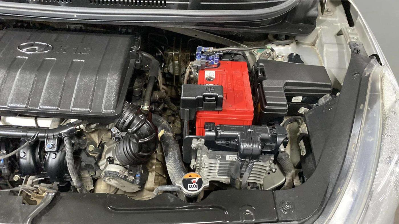 2020 Hyundai GRAND I10 NIOS SPORTZ AMT 1.2 KAPPA VTVT, Petrol, Automatic, 46,832 km, Engine View - Left