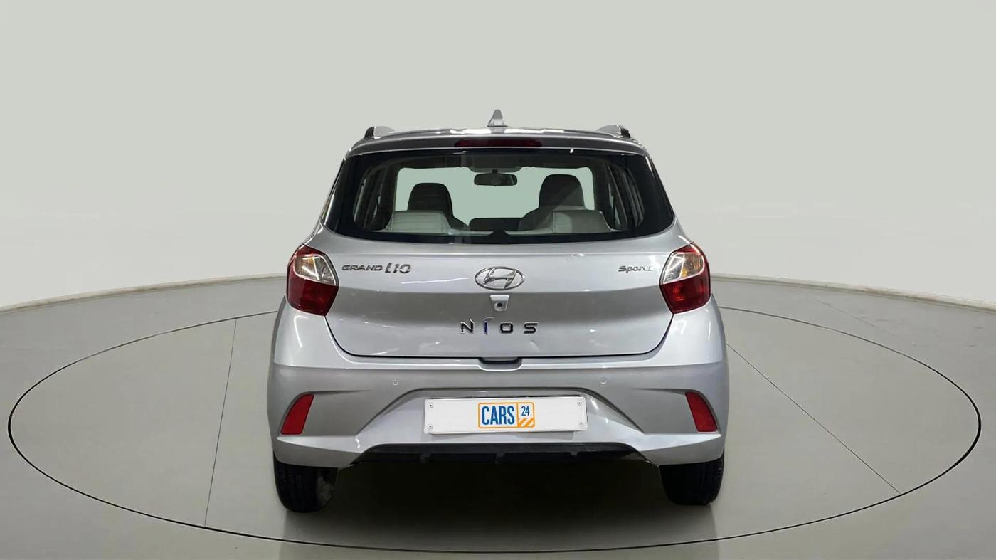 2020 Hyundai GRAND I10 NIOS SPORTZ AMT 1.2 KAPPA VTVT, Petrol, Automatic, 46,832 km, Back/Rear