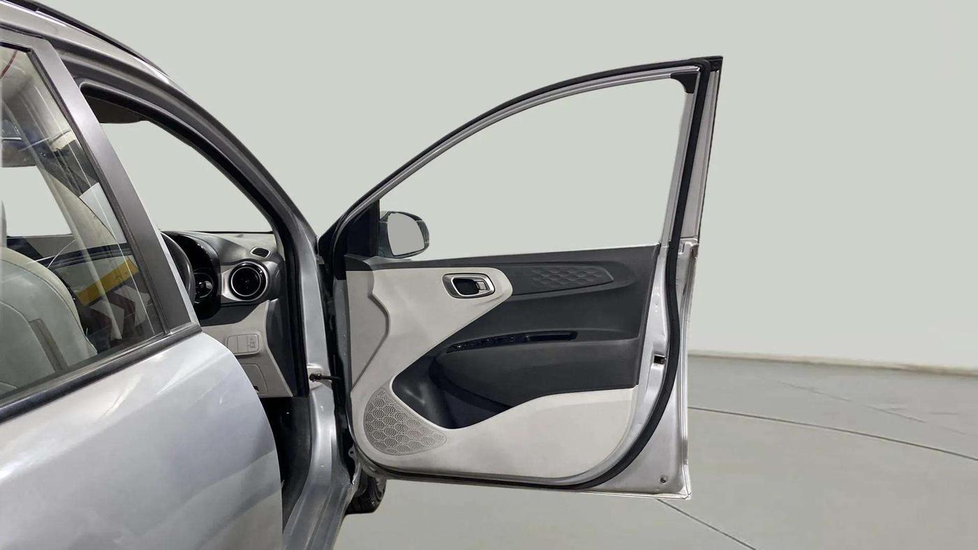 2020 Hyundai GRAND I10 NIOS SPORTZ AMT 1.2 KAPPA VTVT, Petrol, Automatic, 46,832 km, RHS Front Door