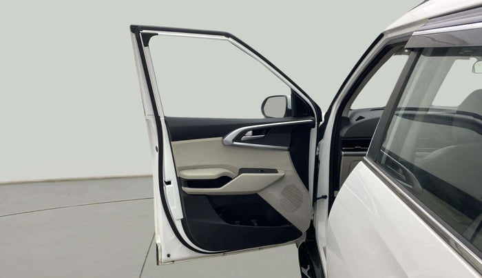 2022 KIA CARENS PRESTIGE PLUS 1.4 PETROL 7 STR, Petrol, Manual, 59,796 km, LHS Front Door