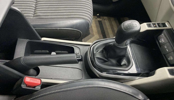 2022 KIA CARENS PRESTIGE PLUS 1.4 PETROL 7 STR, Petrol, Manual, 59,796 km, Gear Lever