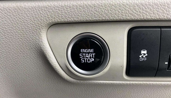 2022 KIA CARENS PRESTIGE PLUS 1.4 PETROL 7 STR, Petrol, Manual, 59,796 km, Keyless Start/ Stop Button