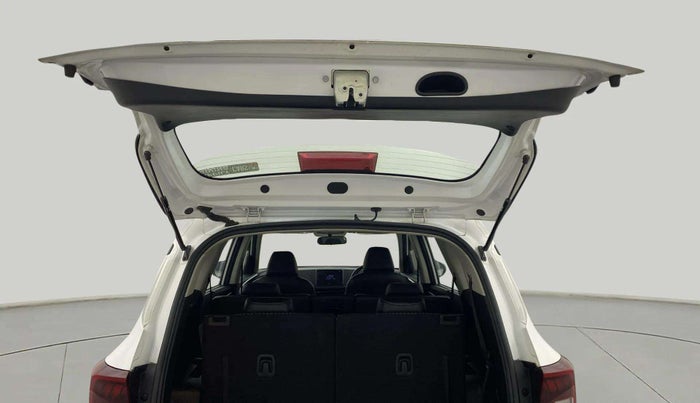 2022 KIA CARENS PRESTIGE PLUS 1.4 PETROL 7 STR, Petrol, Manual, 59,796 km, Boot Door Open