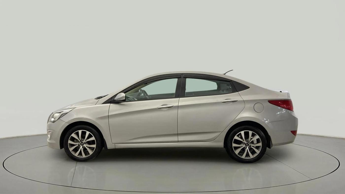 2015 Hyundai Verna FLUIDIC 4S 1.6 VTVT SX, Petrol, Manual, 18,363 km, Left Side