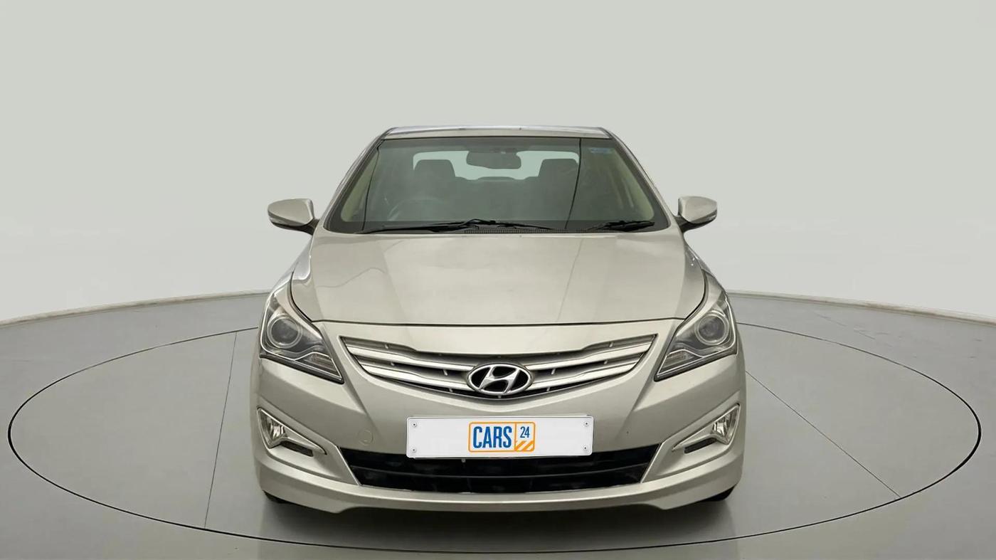 2015 Hyundai Verna FLUIDIC 4S 1.6 VTVT SX, Petrol, Manual, 18,363 km, Front