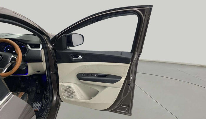 2023 Renault TRIBER RXZ, Petrol, Manual, 30,418 km, RHS Front Door