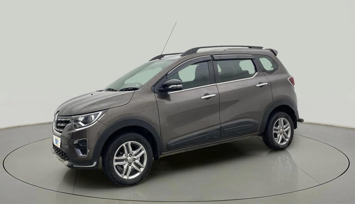 2023 Renault TRIBER RXZ, Petrol, Manual, 30,418 km, Left Front Diagonal