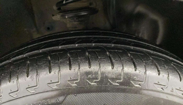 2018 Maruti IGNIS ZETA 1.2, Petrol, Manual, 27,652 km, Right Front Tyre Tread