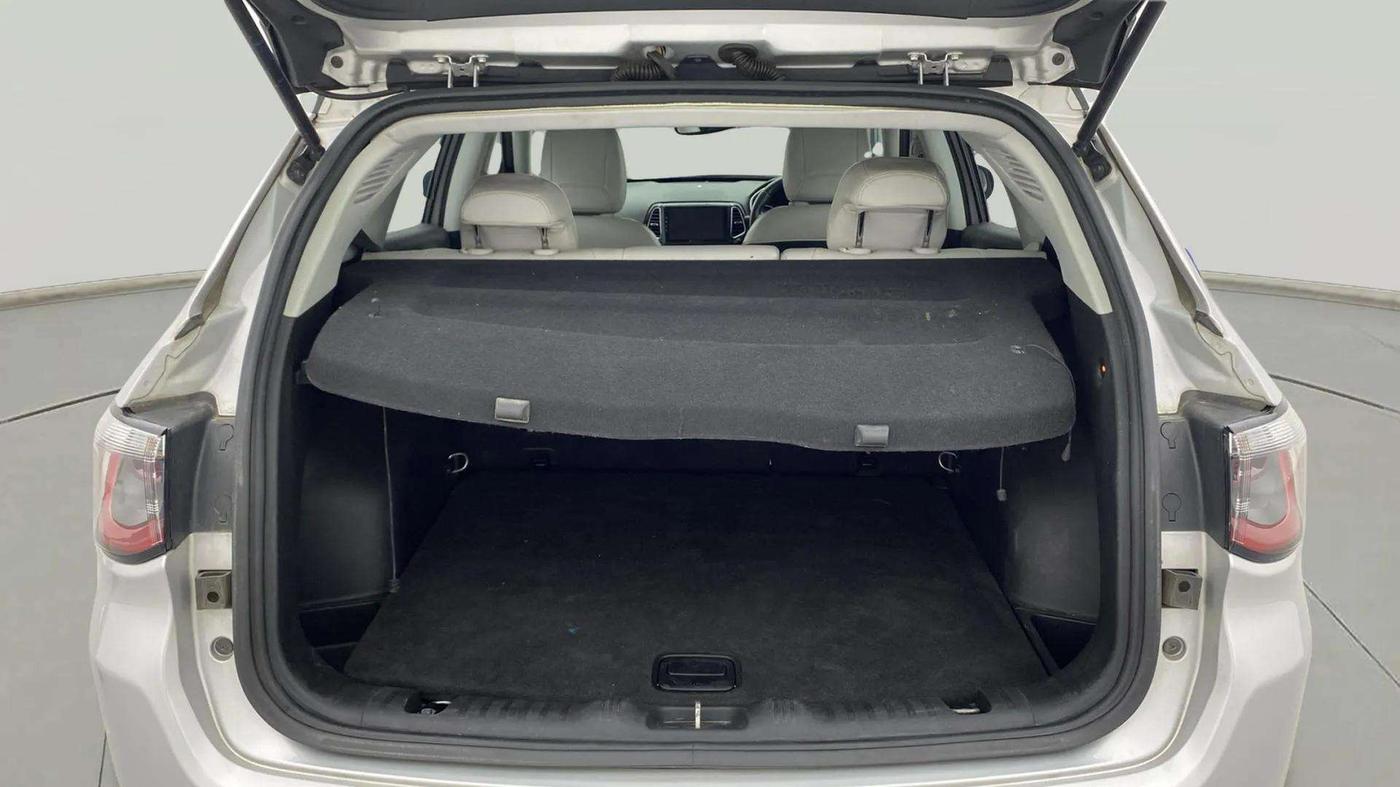 2019 Jeep Compass LIMITED (O) 2.0 DIESEL, Diesel, Manual, 48,828 km, Boot Inside