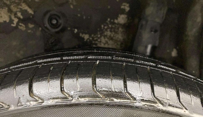 2015 Maruti Celerio VXI AMT, Petrol, Automatic, 47,197 km, Left Rear Tyre Tread