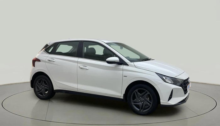 2021 Hyundai NEW I20 SPORTZ 1.2 AT, Petrol, Automatic, 36,606 km, Right Front Diagonal