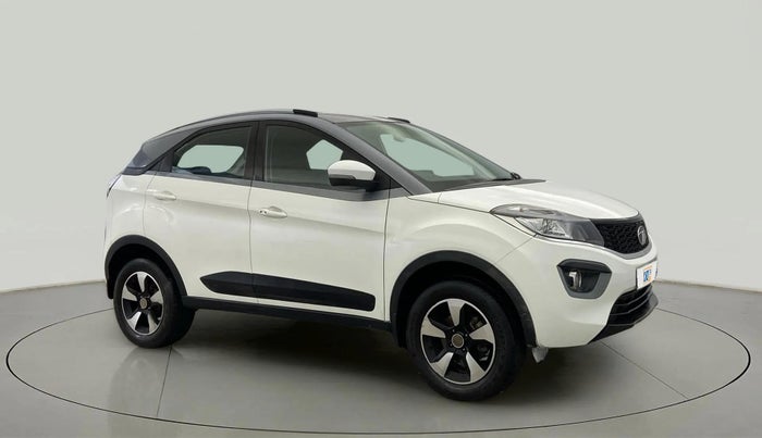 2018 Tata NEXON XZ PLUS PETROL DUAL TONE, Petrol, Manual, 58,443 km, Right Front Diagonal