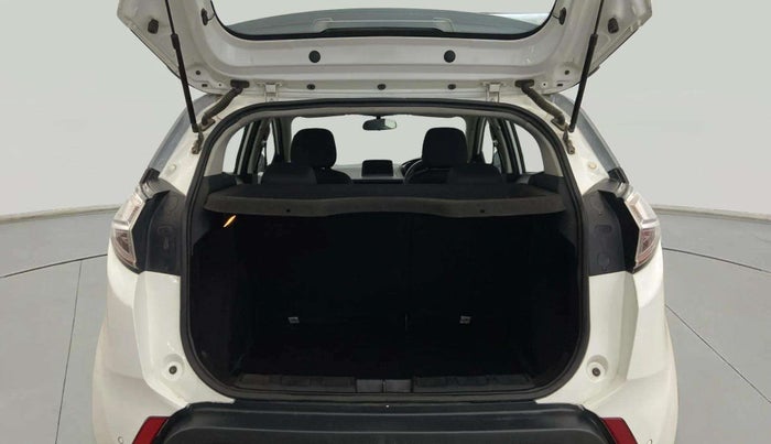 2018 Tata NEXON XZ PLUS PETROL DUAL TONE, Petrol, Manual, 58,443 km, Boot Inside