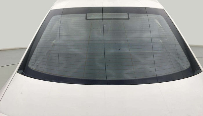 2016 Skoda Octavia STYLE PLUS AT 1.8 TSI, Petrol, Automatic, 79,357 km, Rear Windshield