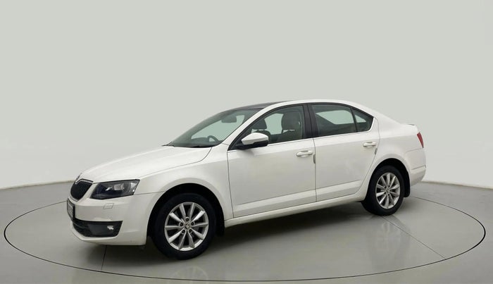 2016 Skoda Octavia STYLE PLUS AT 1.8 TSI, Petrol, Automatic, 79,357 km, Left Front Diagonal