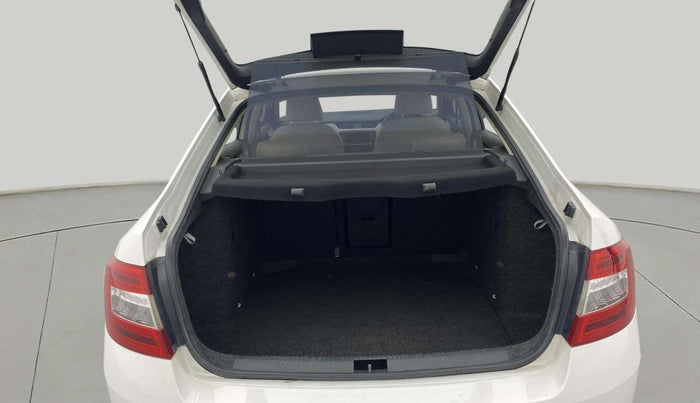 2016 Skoda Octavia STYLE PLUS AT 1.8 TSI, Petrol, Automatic, 79,357 km, Boot Open Zoomed View