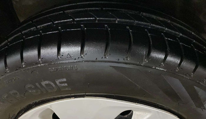 2017 Maruti Celerio VXI, Petrol, Manual, 80,294 km, Left Rear Tyre Tread
