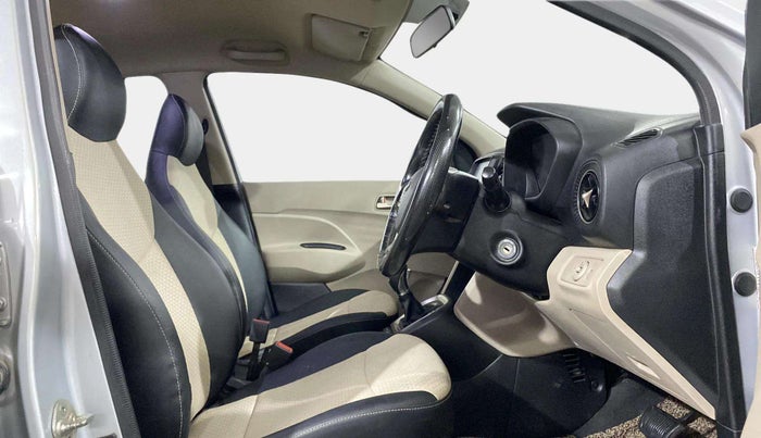 2019 Hyundai NEW SANTRO SPORTZ AMT, Petrol, Automatic, 30,216 km, Right Side Front Door Cabin