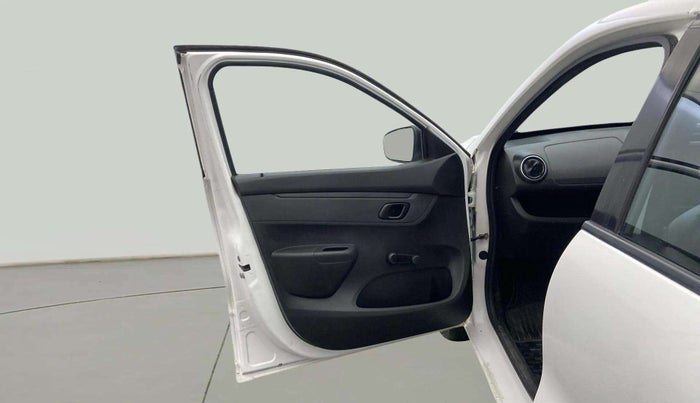 2017 Renault Kwid RXL, Petrol, Manual, 50,230 km, LHS Front Door