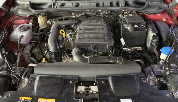 2023 Volkswagen VIRTUS TOPLINE TSI 1.0 AT, Petrol, Automatic, 13,772 km, Open Bonet