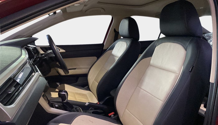 2023 Volkswagen VIRTUS TOPLINE TSI 1.0 AT, Petrol, Automatic, 13,772 km, Right Side Front Door Cabin