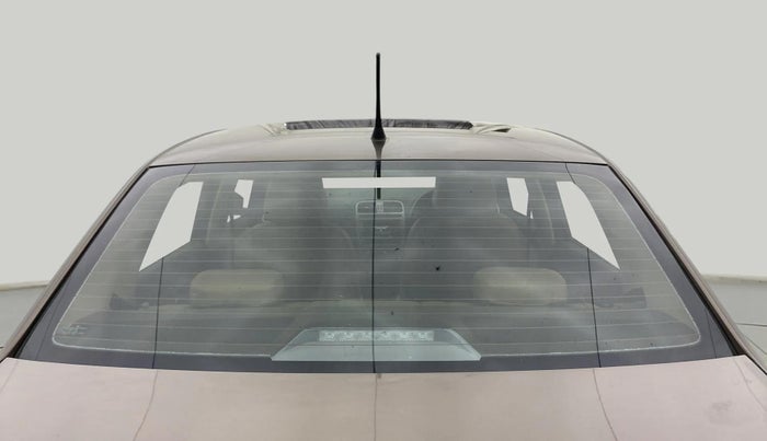 2016 Volkswagen Ameo HIGHLINE1.5L, Diesel, Manual, 1,21,952 km, Rear Windshield